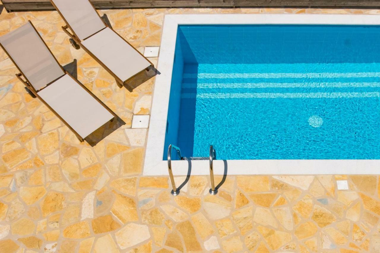 Amoya villas Stoúpa Eksteriør billede